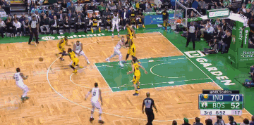 西汉姆联名宿比利·邦德去世，曾获评西汉姆联队史最伟大球员（西汉姆联传奇比利·邦德逝世，曾当选队史最佳球员）