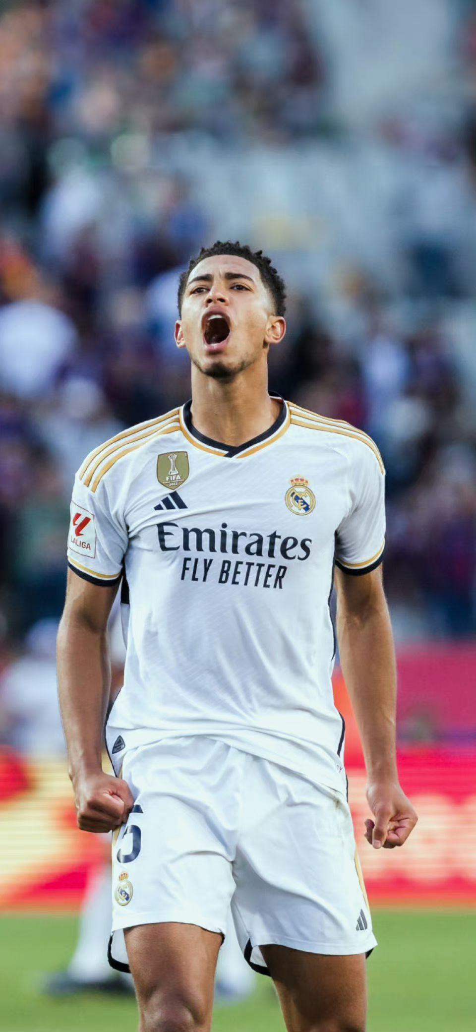 打得很好了！翟晓川6中6超高效拿下14分3板1助1断（表现出色！翟晓川6投全中高效砍下14分3板1助1断）