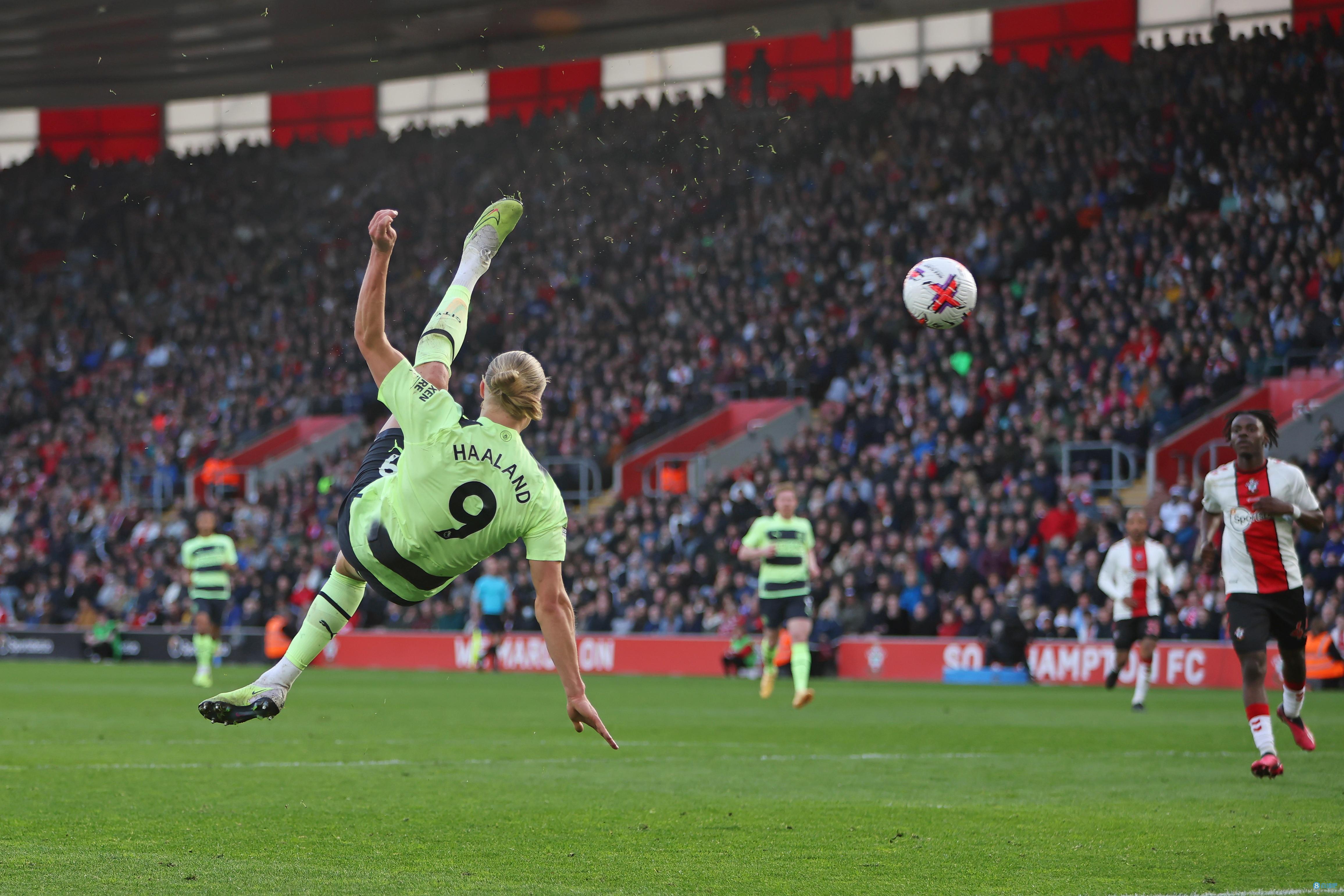 斯基拉：塔瓦雷斯与吉达联合谈妥合同；阿森纳有35%二转分成（斯基拉：塔瓦雷斯已与吉达联合达成个人协议，阿森纳保留35%二次转会分成）