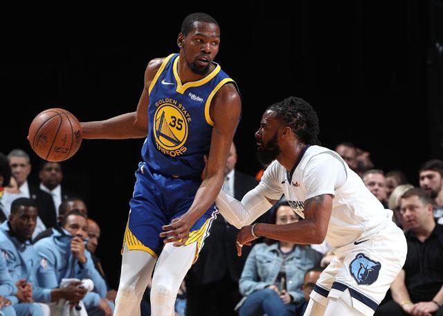 荷兰进攻体系流畅自然（荷兰进攻体系运转自如）