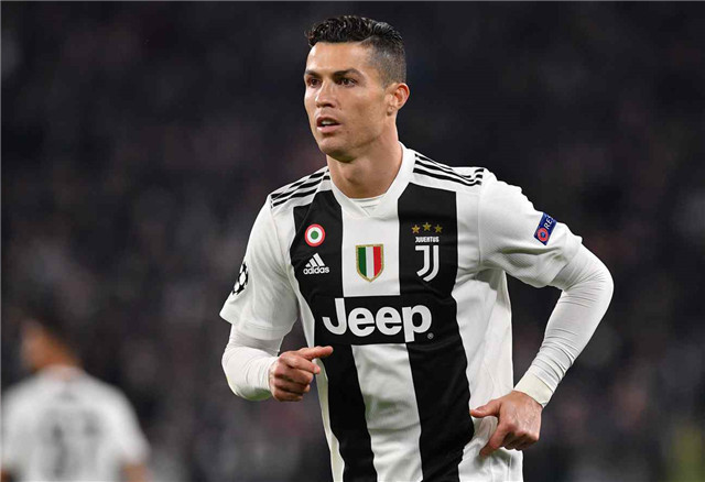 议起复盘 ｜ 连克强敌！祖巴茨伤缺反激活快船 攻防逻辑转变展现新打法（赛后复盘 ｜ 快船连斩强敌：祖巴茨伤停成催化剂，攻防思路转型催生新打法）