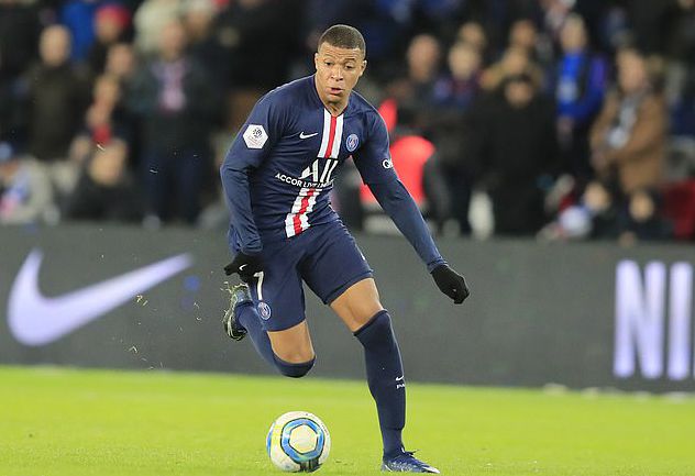 国乒单打首败诞生！总分8-2胜法国队，王楚钦孙颖莎混双已连胜9局（国乒遭单打首败！8-2击退法国，王楚钦／孙颖莎混双豪取9局连胜）