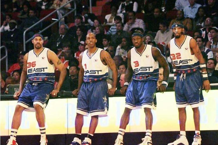 卡拉格：萨拉赫误判球迷心理让斯洛特成最大赢家，他必须道歉（卡拉格称萨拉赫误读球迷情绪令斯洛特成最大受益者，需公开道歉）