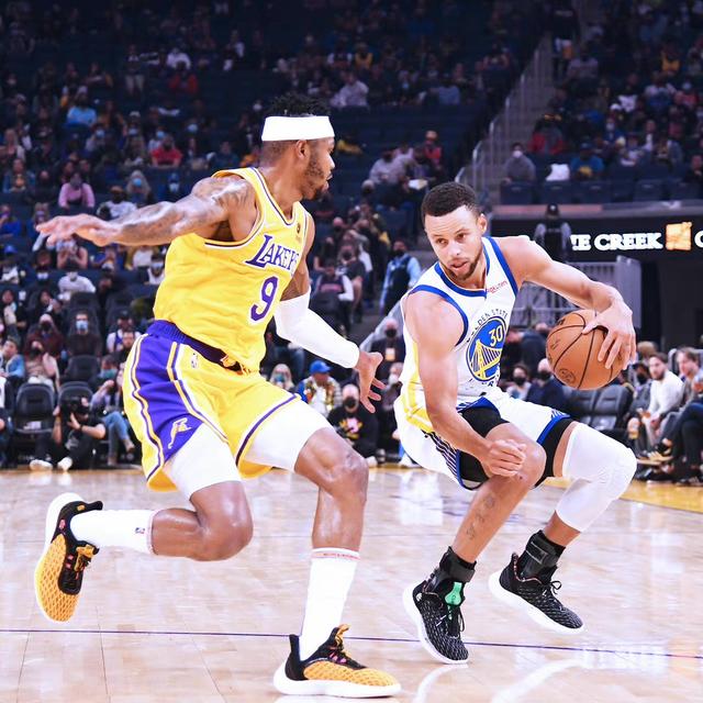 邱彪：主要输在失误太多&对重点人防守不够 惜败深圳我负主要责任（失误过多和重点防守不到位致憾负深圳，邱彪：这场失利我负主要责任）