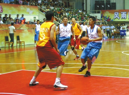 0-1爆冷出局！西甲劲旅西班牙人遭低级别球队淘汰，无缘国王杯第三轮（0-1冷门！西班牙人不敌低级别球队，西甲劲旅无缘国王杯第三轮）